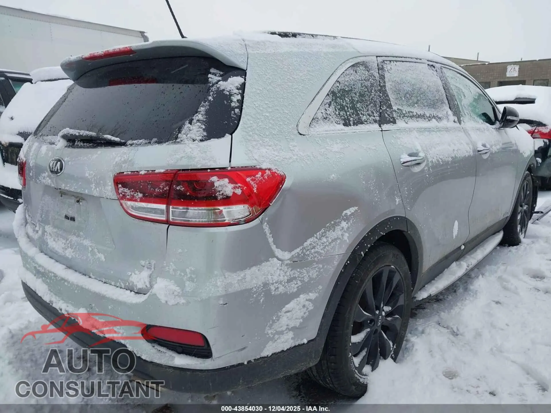 2019 KIA SORENTO Damaged VIN 5XYPGDA53KG583575 – dashboard