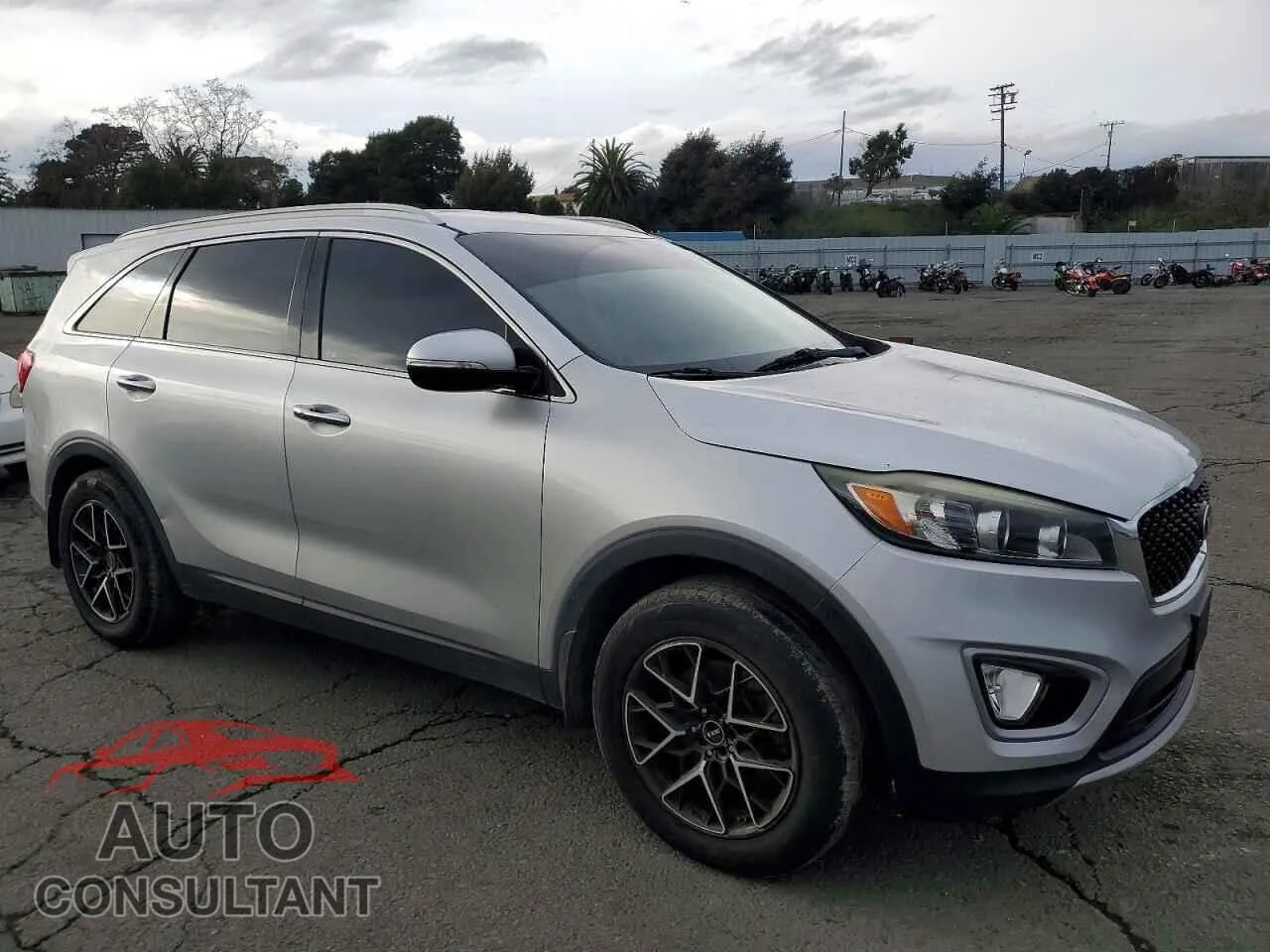 2017 KIA SORENTO Damaged VIN 5XYPHDA14HG247730 – dashboard 2017 KIA SORENTO Damaged VIN 5XYPHDA14HG247730 – dashboard