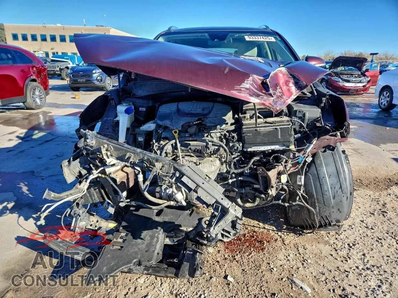 2018 KIA SORENTO Damaged VIN 5XYPKDA58JG361000 – interior seats