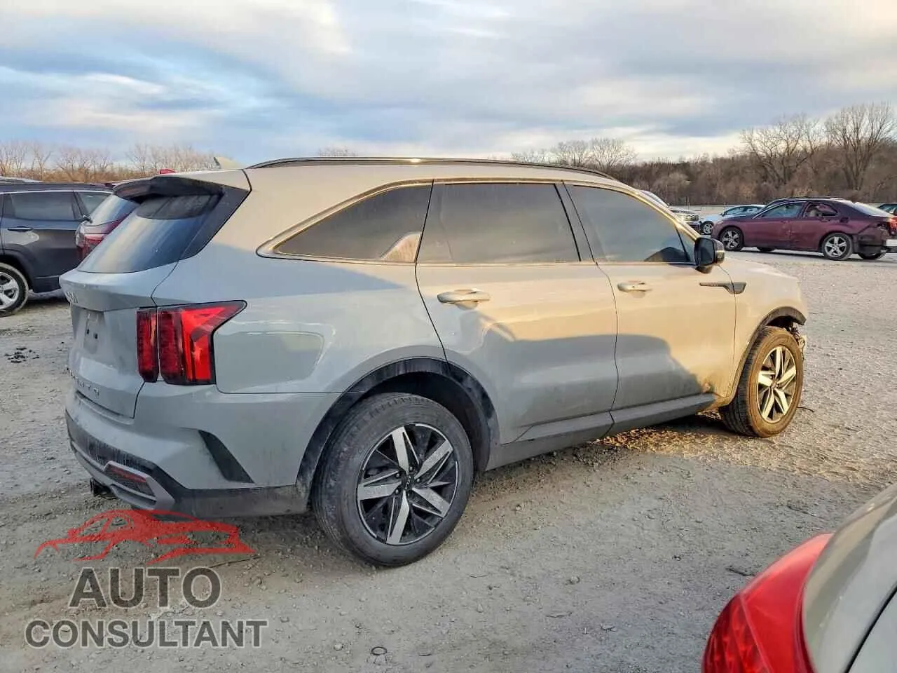 2022 KIA SORENTO Damaged VIN 5XYRH4LF5NG093428 – side profile