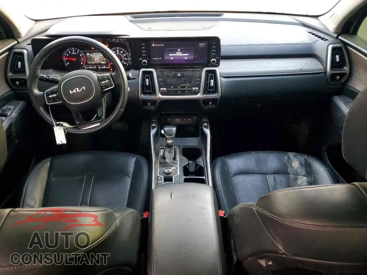 2022 KIA SORENTO Damaged VIN 5XYRH4LF5NG093428 – undercarriage