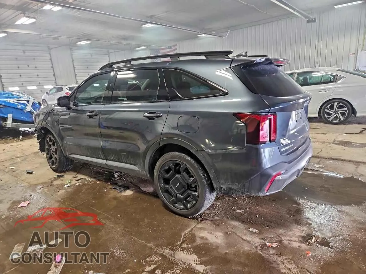 2024 KIA SORENTO Damaged VIN 5XYRHDJF9RG306910 – rear exterior