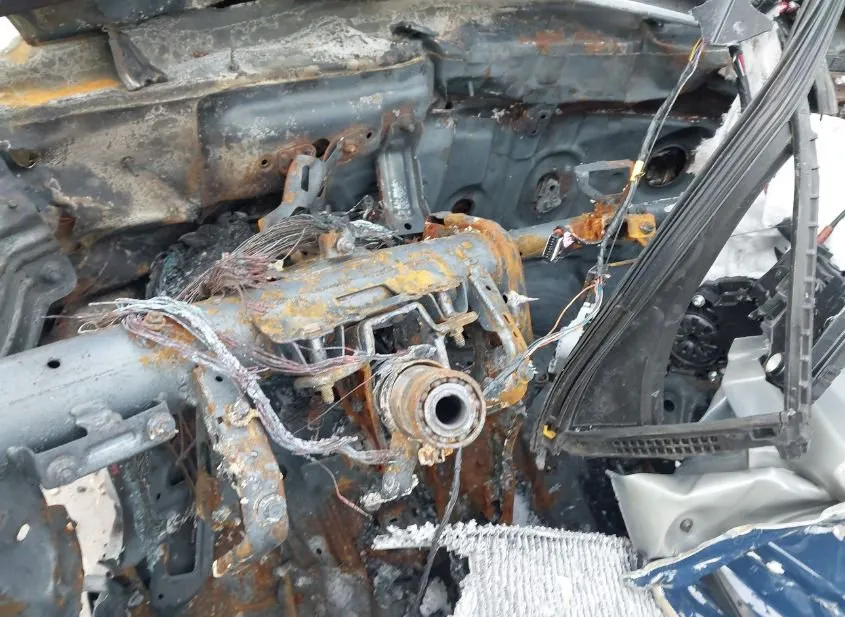 2024 KIA Sorento Damaged VIN 5XYRKDJF8RG259225 – trunk area