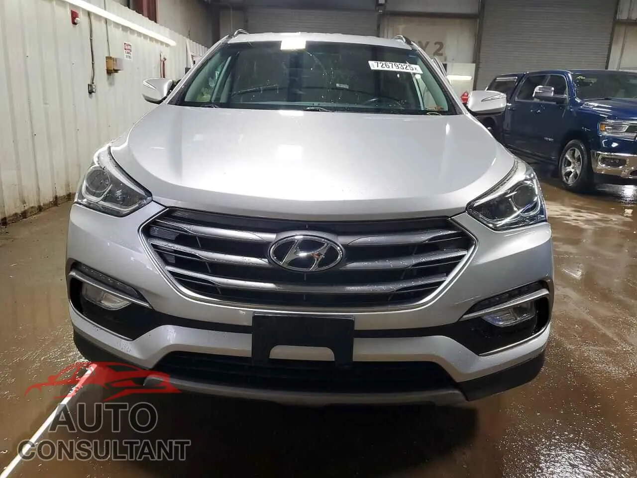 2017 HYUNDAI SANTA FE Damaged VIN 5XYZU3LB1HG382247 – interior seats
