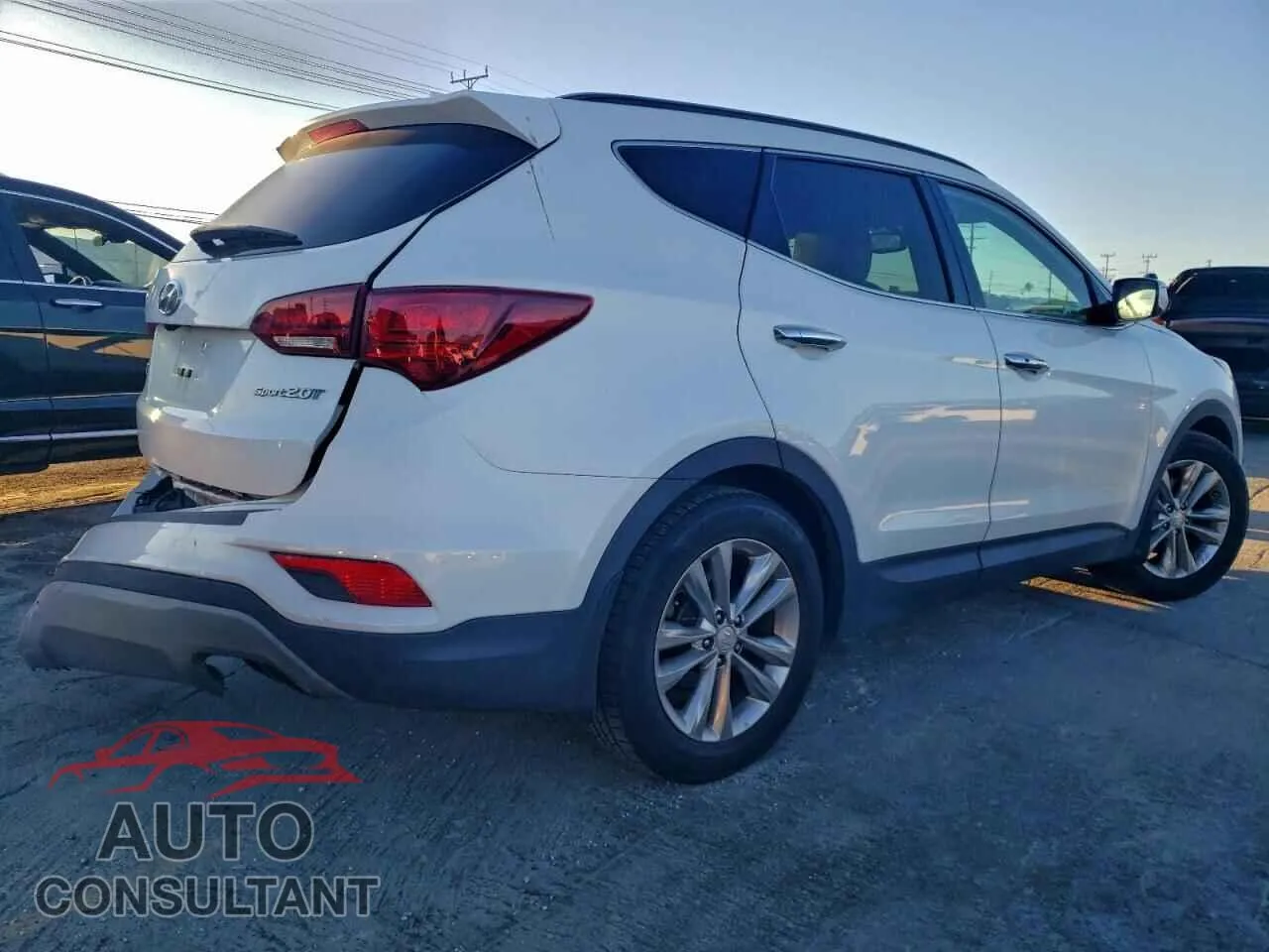2018 HYUNDAI SANTA FE Damaged VIN 5XYZU4LA3JG570156 – side profile