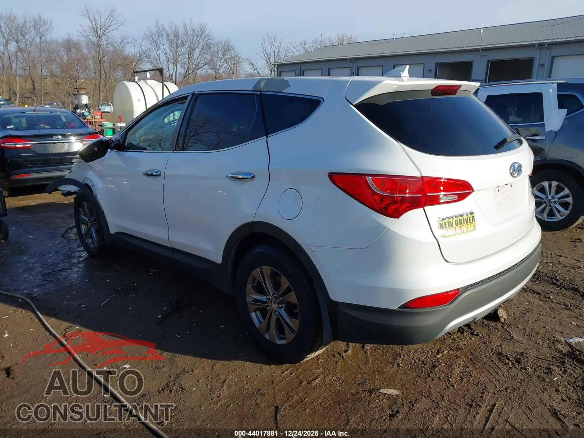 2013 HYUNDAI SANTA FE Damaged VIN 5XYZUDLB8DG084133 – side profile 2013 HYUNDAI SANTA FE Damaged VIN 5XYZUDLB8DG084133 – side profile