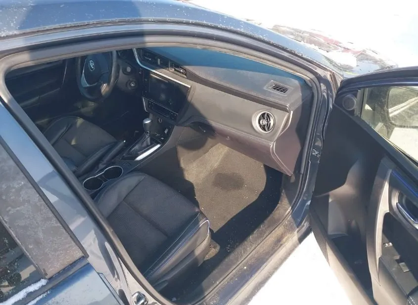 2018 TOYOTA Corolla Used VIN 5YFBURHE2JP790569 – engine bay