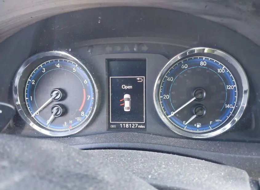 2018 TOYOTA Corolla Used VIN 5YFBURHE2JP790569 – odometer reading