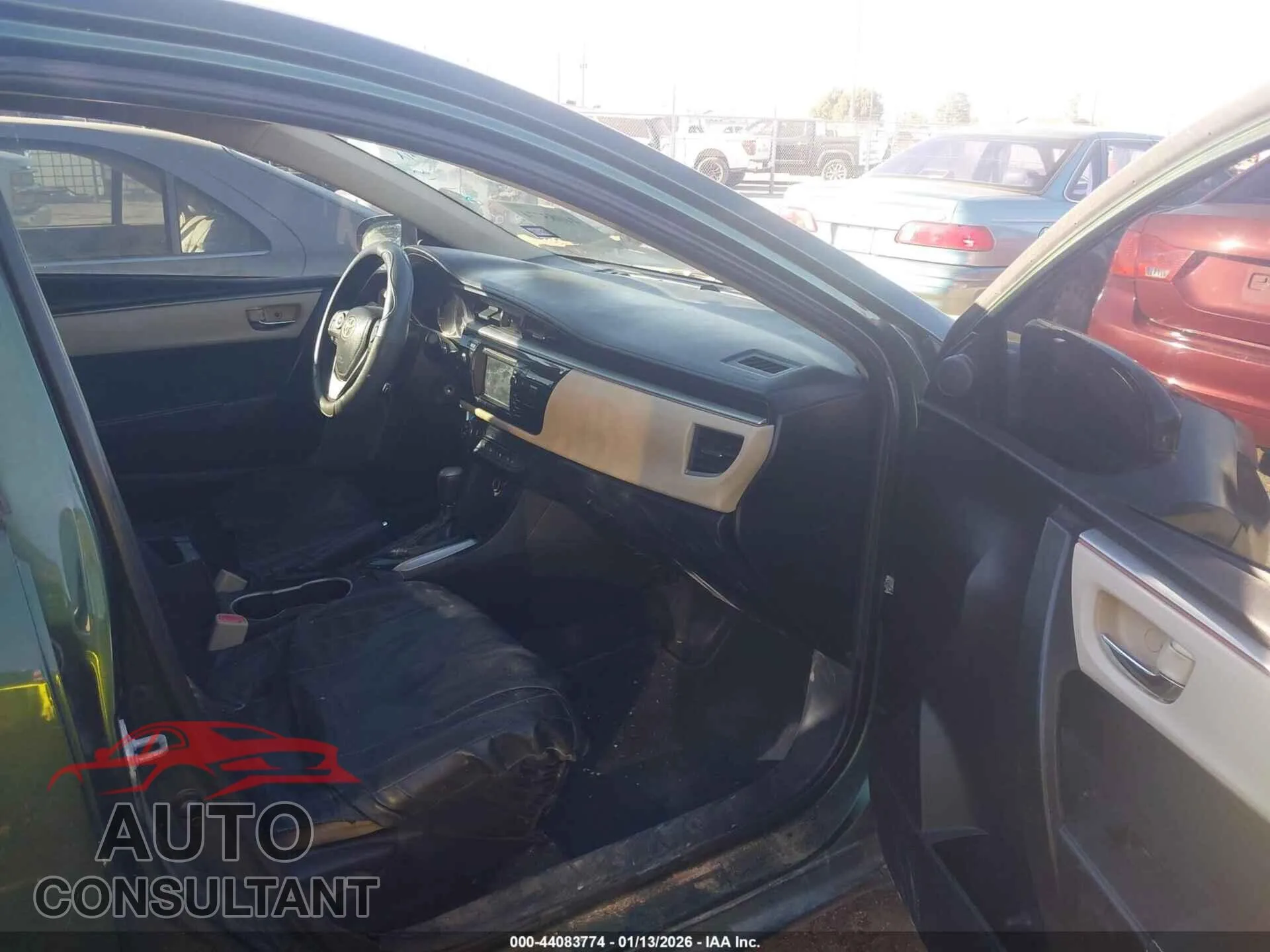2014 TOYOTA COROLLA Damaged VIN 5YFBURHE5EP128989 – interior seats