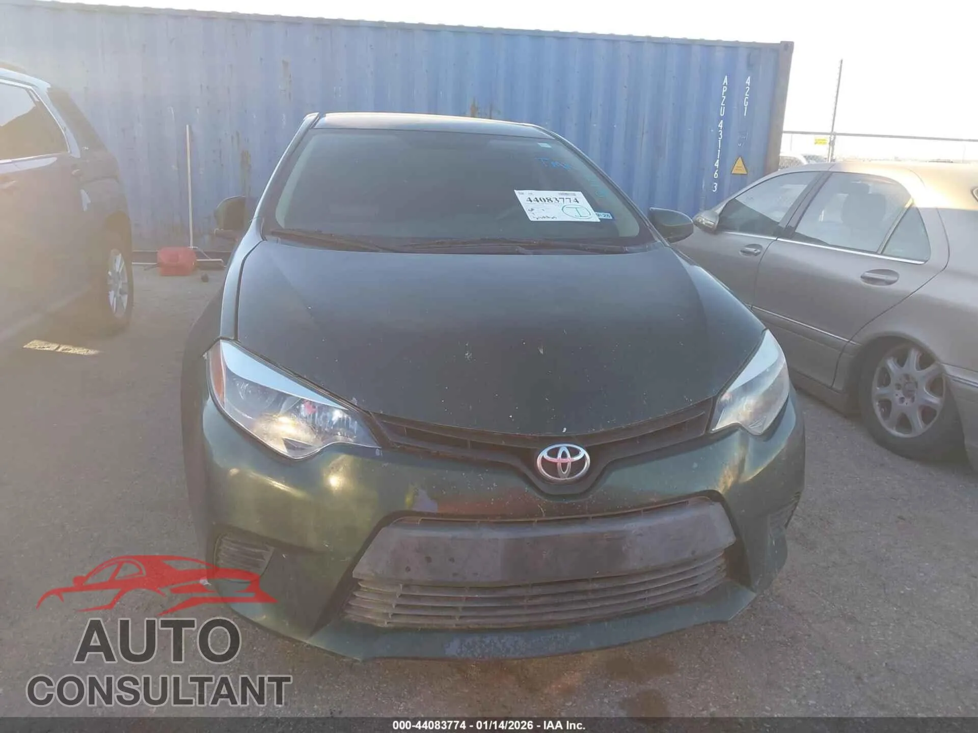 2014 TOYOTA COROLLA Damaged VIN 5YFBURHE5EP128989 – engine bay