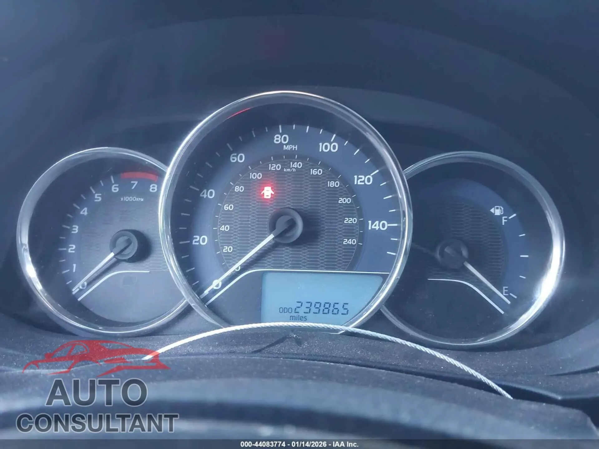 2014 TOYOTA COROLLA Damaged VIN 5YFBURHE5EP128989 – exterior detail