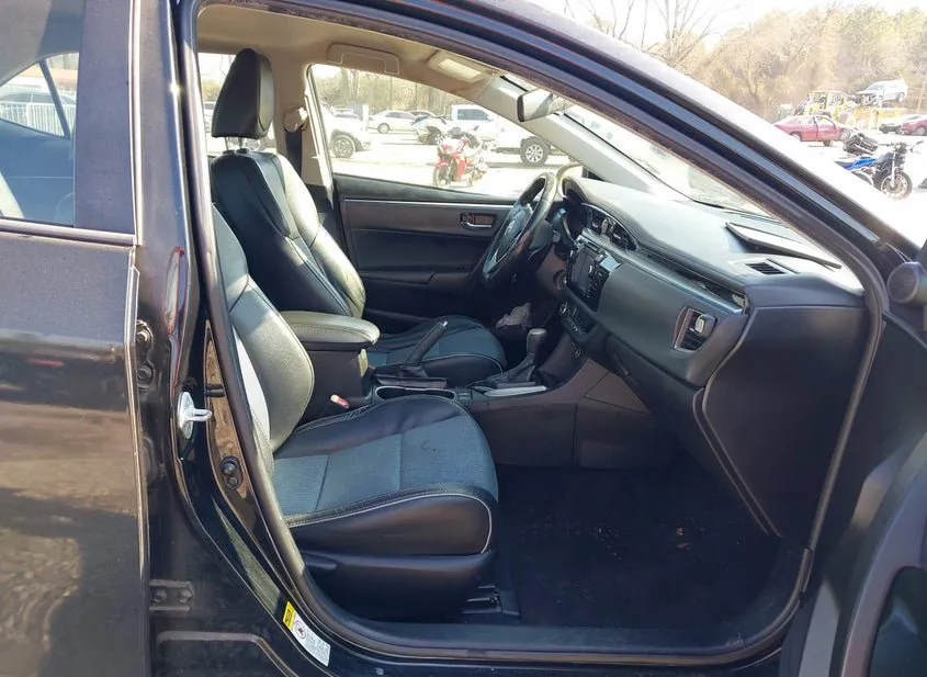 2016 TOYOTA Corolla Used VIN 5YFBURHEXGP565647 – exterior detail