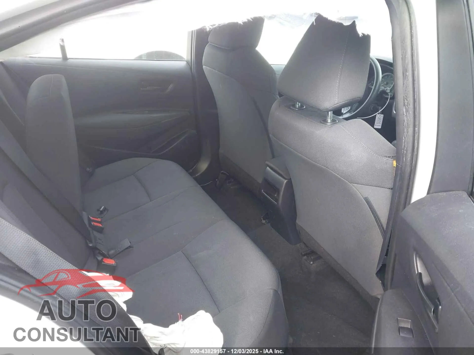 2022 TOYOTA COROLLA Damaged VIN 5YFEPMAE4NP334533 – undercarriage