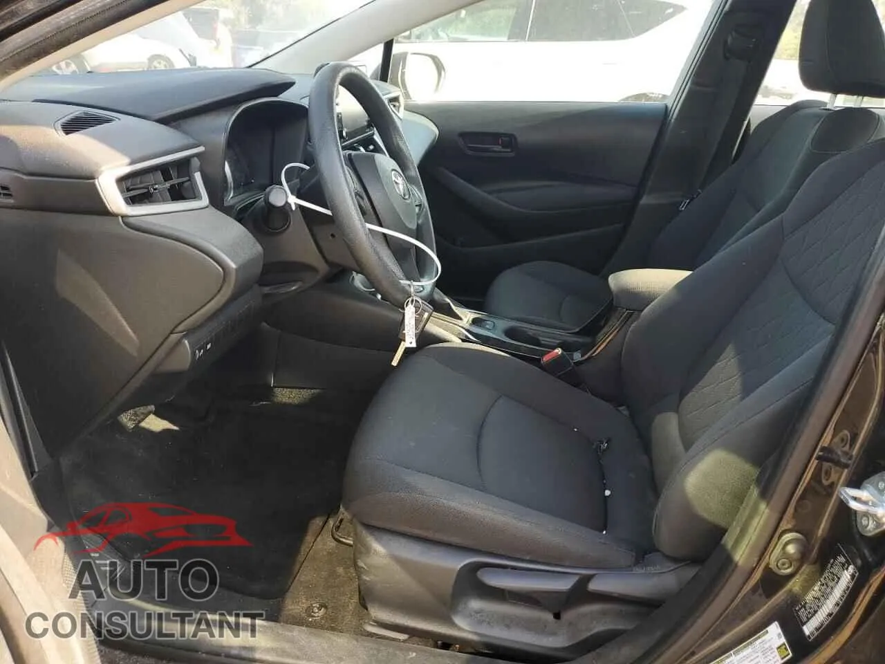 2022 TOYOTA COROLLA Damaged VIN 5YFEPMAE4NP340624 – exterior detail