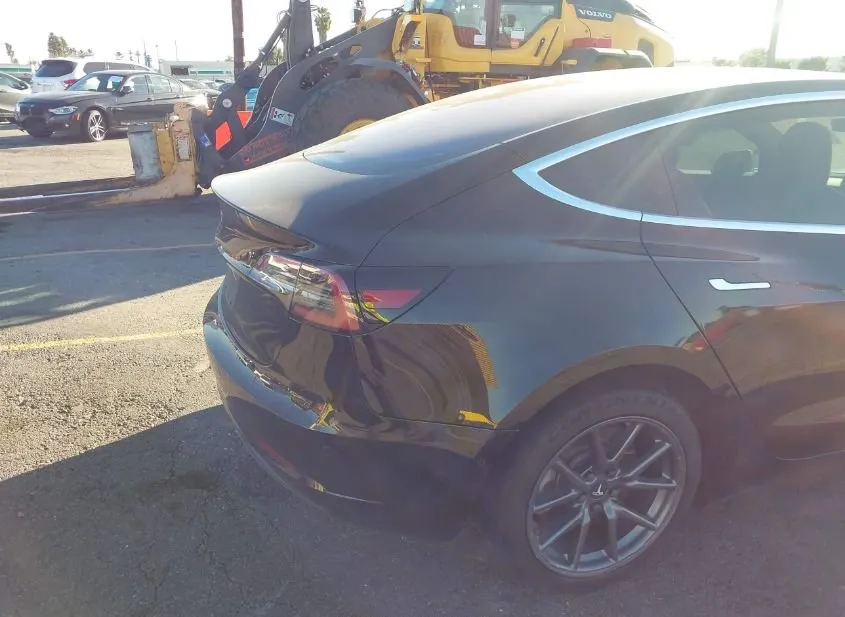 2018 TESLA Model 3 Used VIN 5YJ3E1EA0JF008446 – side profile