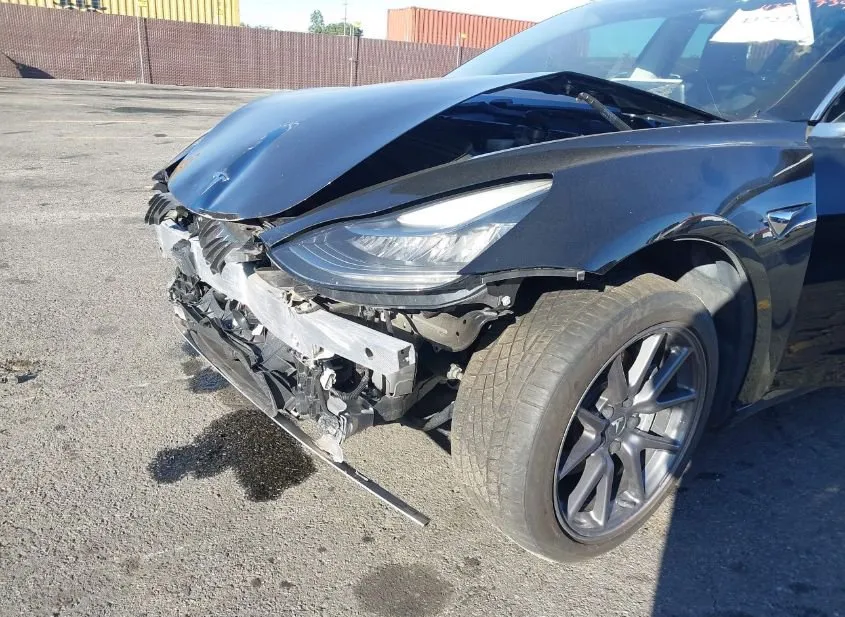 2018 TESLA Model 3 Used VIN 5YJ3E1EA0JF008446 – photo 16