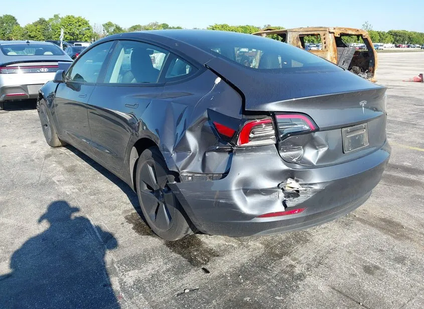 2023 TESLA Model 3 Used VIN 5YJ3E1EA1PF625444 – photo 18 2023 TESLA Model 3 Used VIN 5YJ3E1EA1PF625444 – photo 18