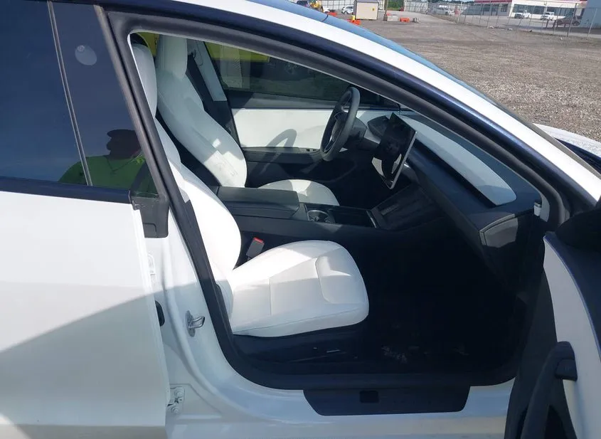 2025 Tesla Model 3 Used VIN 5YJ3E1EA1SF980008 – front exterior