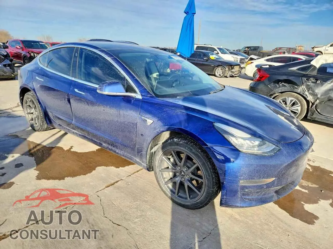 2019 TESLA MODEL 3 Damaged VIN 5YJ3E1EA2KF425052 – dashboard