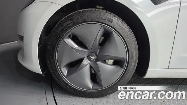 2020 Tesla Model 3 Standard Range Plue RWD Sold VIN 5YJ3E1EA5LF762929 – photo 18 2020 Tesla Model 3 Standard Range Plue RWD Sold VIN 5YJ3E1EA5LF762929 – photo 18