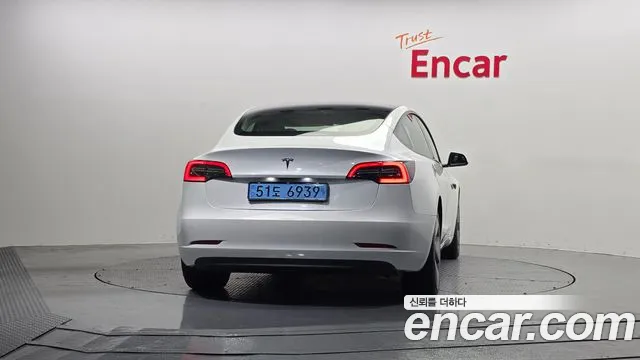 2023 Tesla Model 3 RWD Sold VIN 5YJ3E1EA8PF564934 – interior seats
