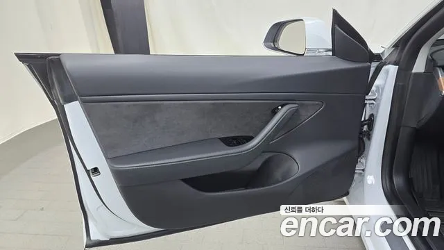 2020 Tesla Model 3 Long Range AWD Sold VIN 5YJ3E1EB0LF695259 – exterior detail