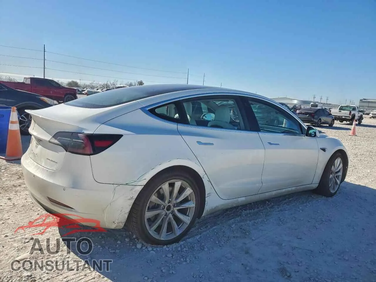 2018 TESLA MODEL 3 Damaged VIN 5YJ3E1EB2JF135644 – side profile