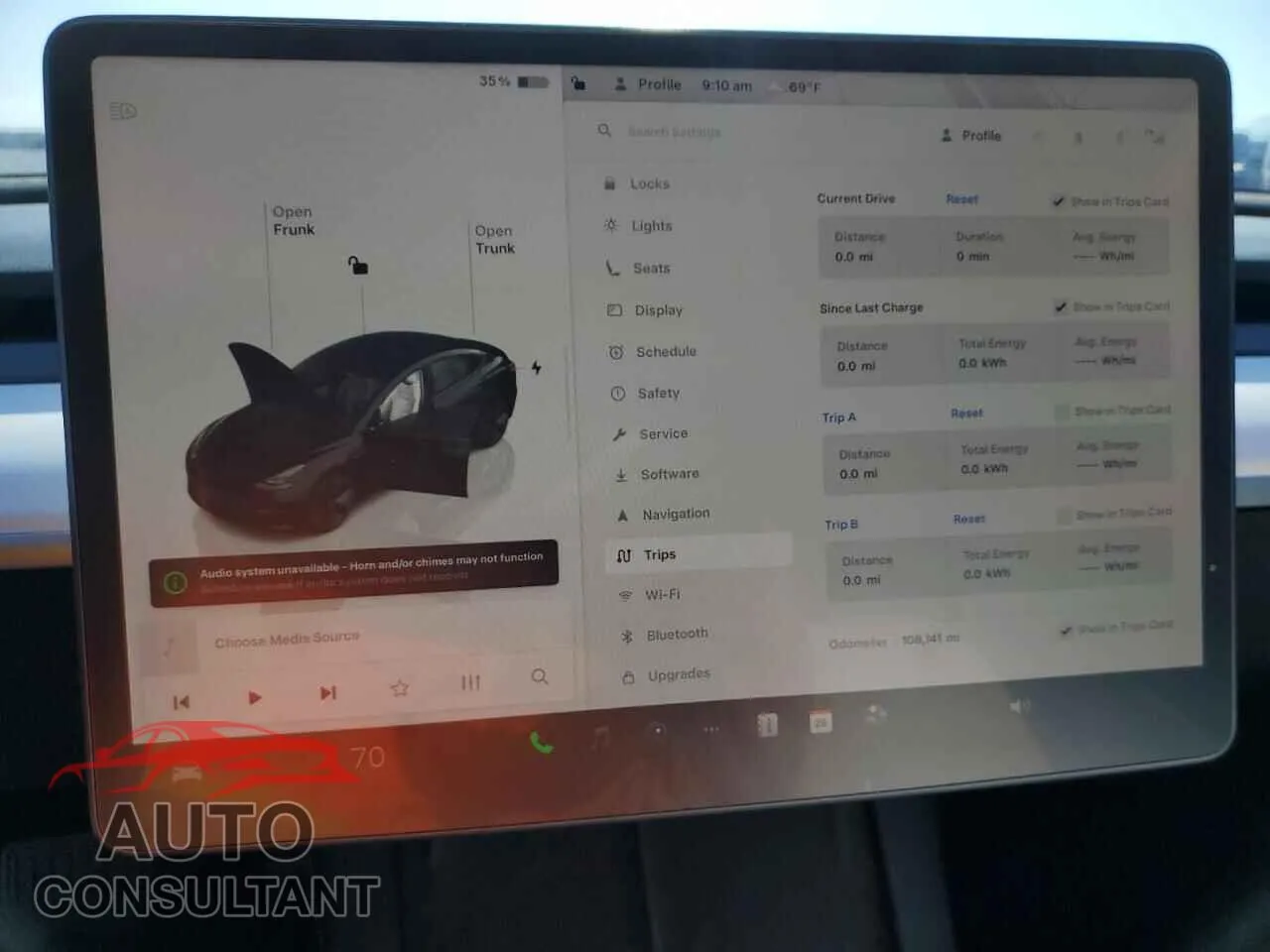 2022 TESLA MODEL 3 Damaged VIN 5YJ3E1EB5NF354961 – trunk area