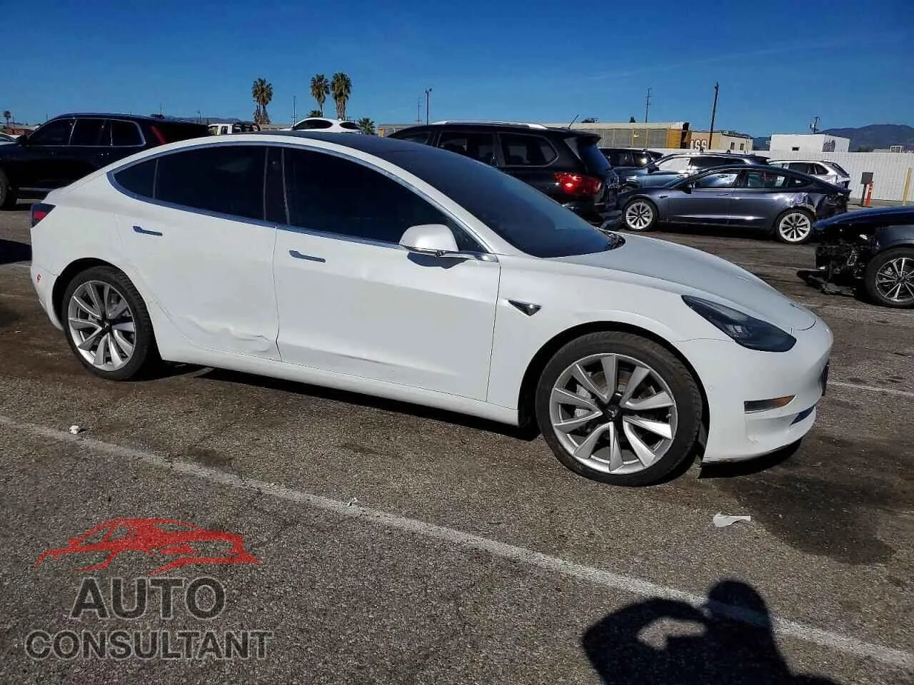 2018 TESLA MODEL 3 Damaged VIN 5YJ3E1EB9JF067682 – dashboard