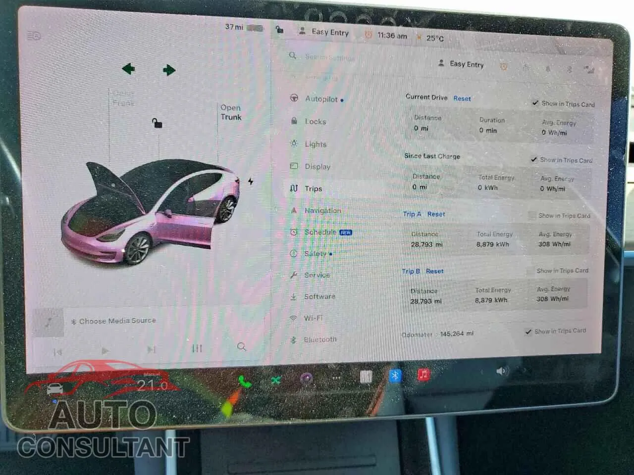 2018 TESLA MODEL 3 Damaged VIN 5YJ3E1EB9JF067682 – trunk area
