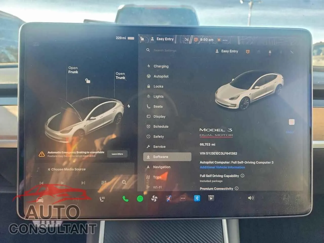 2020 TESLA MODEL 3 Damaged VIN 5YJ3E1EC3LF641382 – trunk area