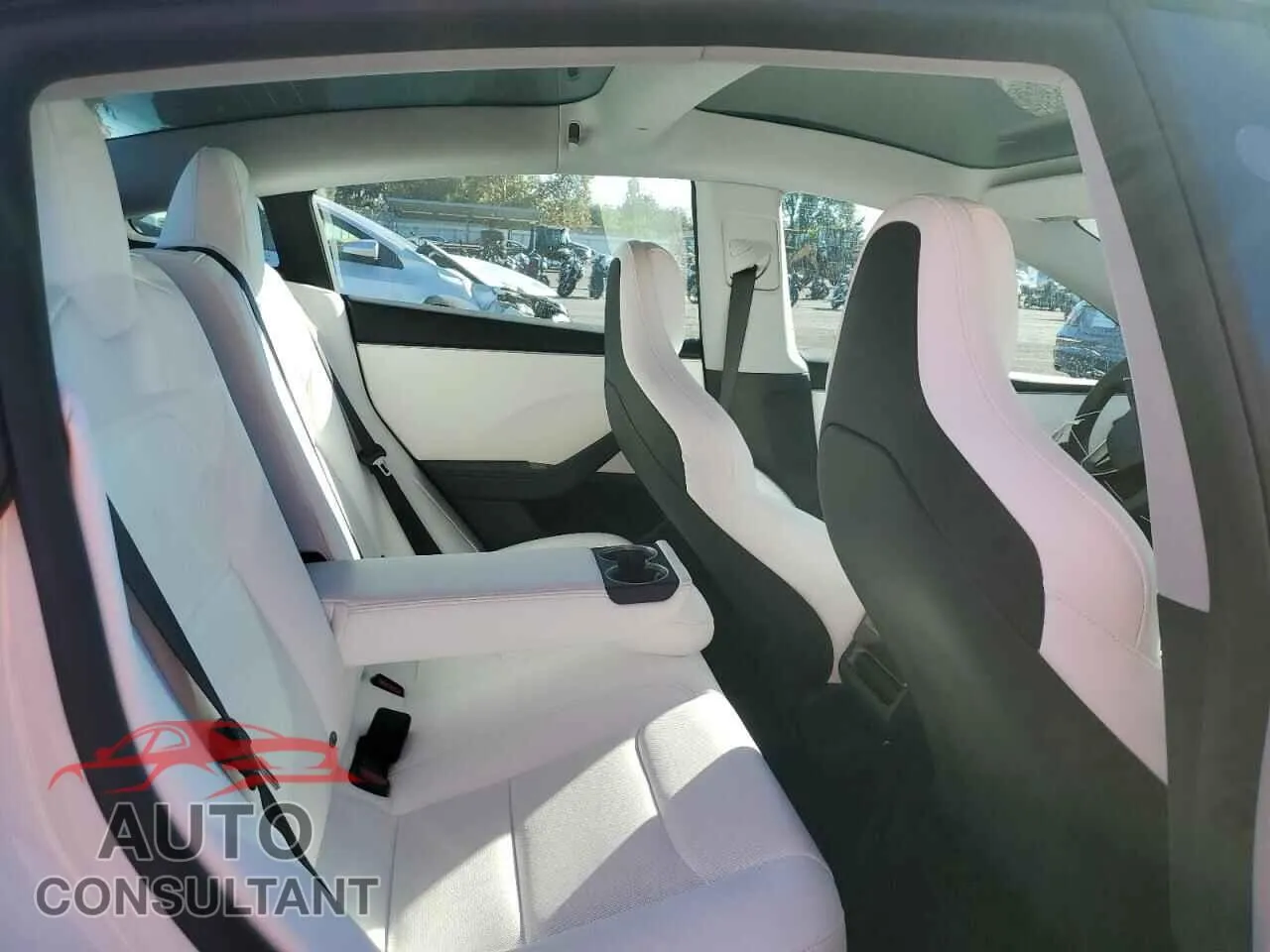 2024 TESLA MODEL 3 Damaged VIN 5YJ3E1ET1RF794948 – odometer reading