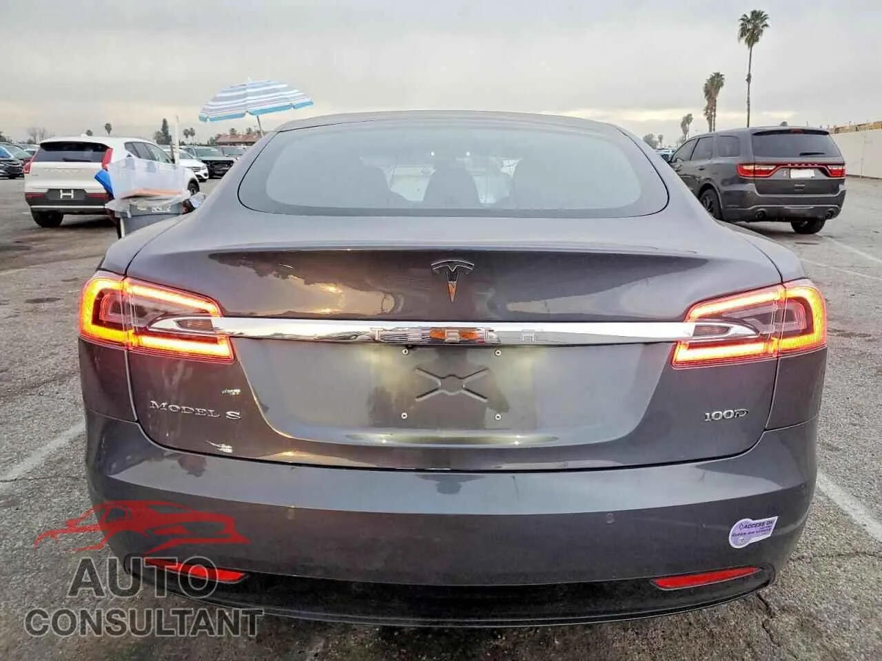 2018 TESLA MODEL S Damaged VIN 5YJSA1E20JF295058 – engine bay