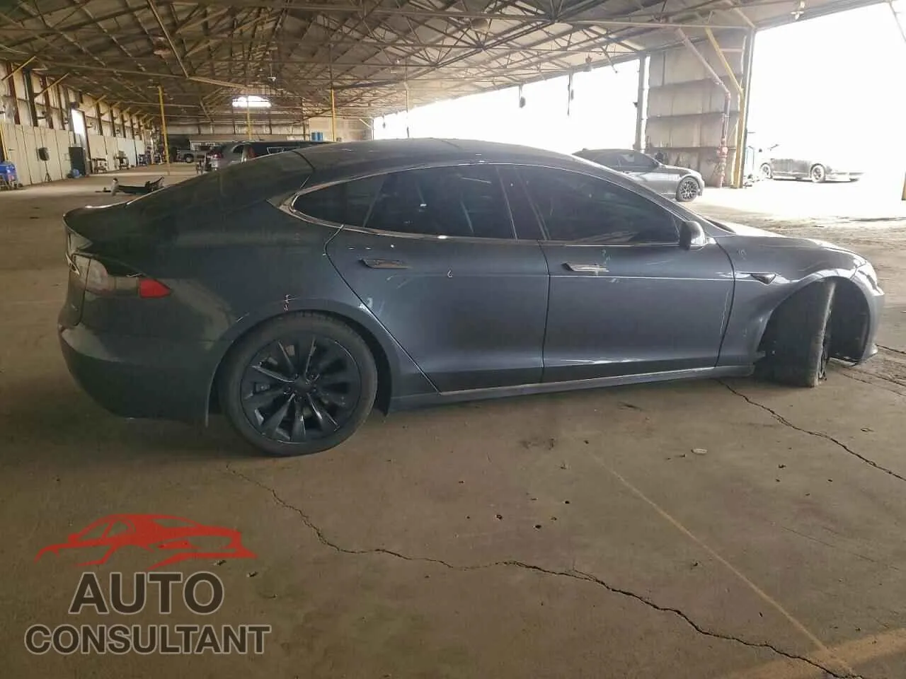 2017 TESLA MODEL S Damaged VIN 5YJSA1E26HF219385 – side profile 2017 TESLA MODEL S Damaged VIN 5YJSA1E26HF219385 – side profile