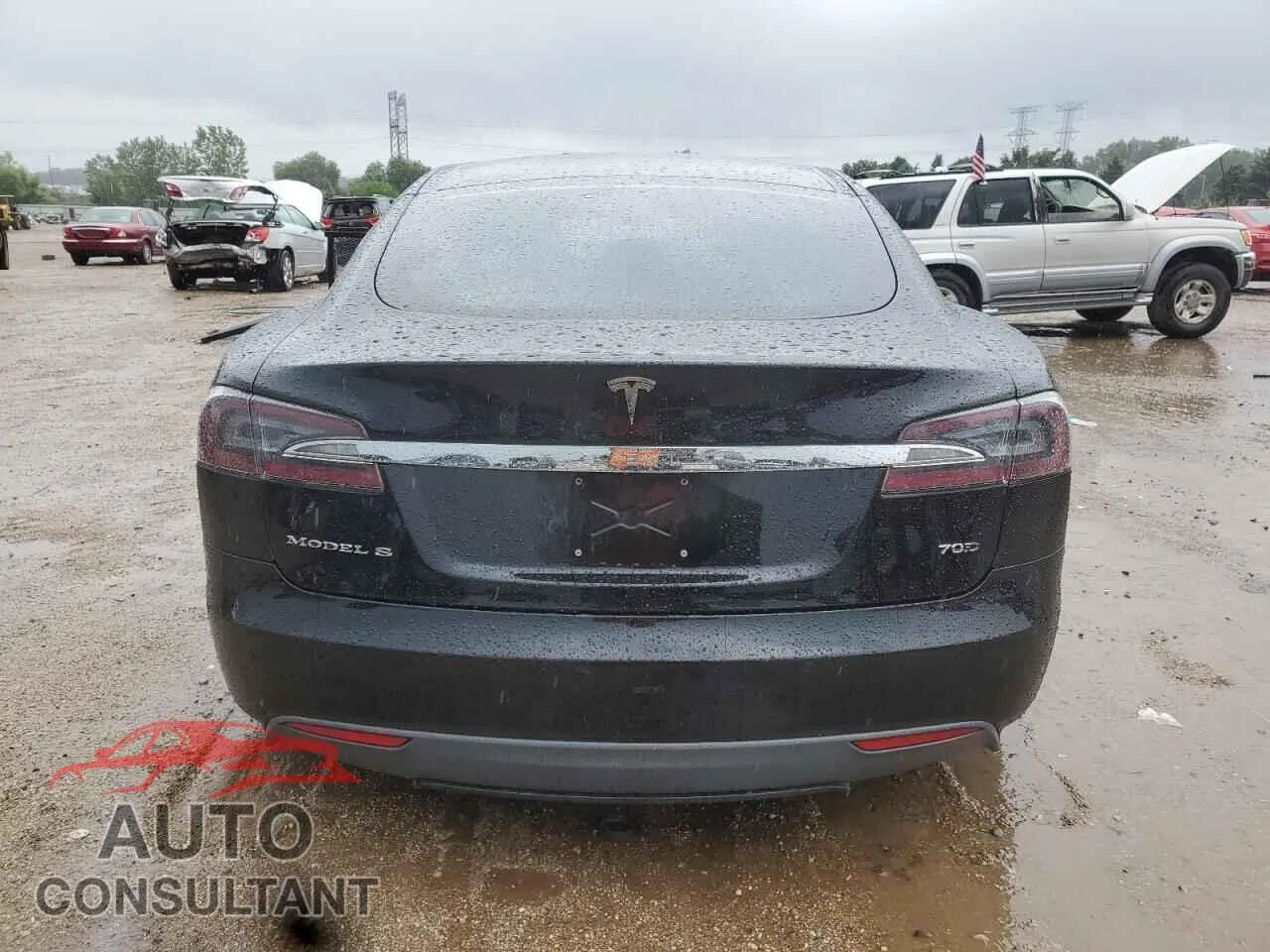2015 TESLA MODEL S Damaged VIN 5YJSA1S23FF088028 – engine bay