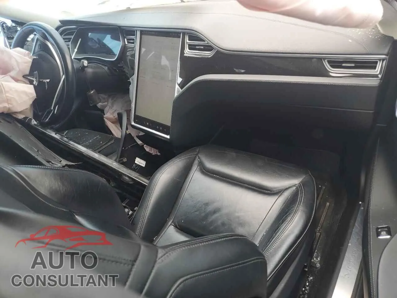 2015 TESLA MODEL S Damaged VIN 5YJSA1S23FF088028 – undercarriage