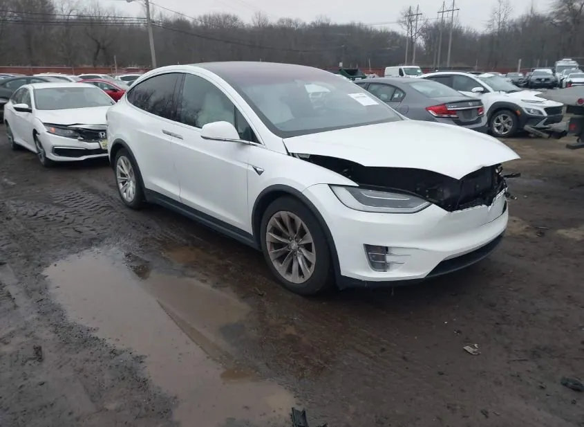 2018 TESLA Model X Used VIN 5YJXCBE20JF132559 – side profile 2018 TESLA Model X Used VIN 5YJXCBE20JF132559 – side profile