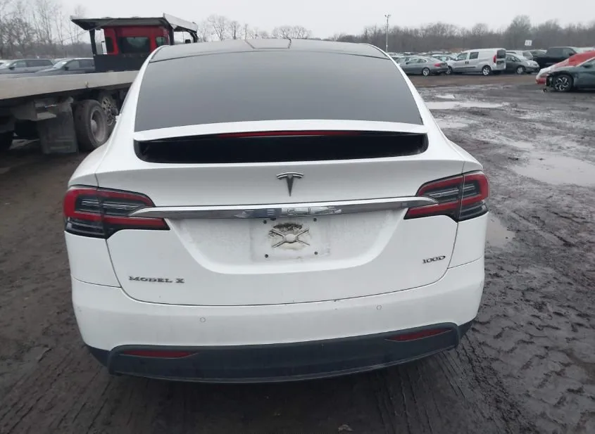 2018 TESLA Model X Used VIN 5YJXCBE20JF132559 – undercarriage 2018 TESLA Model X Used VIN 5YJXCBE20JF132559 – undercarriage
