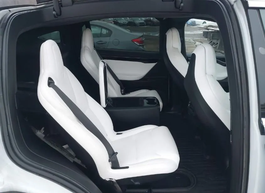2018 TESLA Model X Used VIN 5YJXCBE20JF132559 – photo 11 2018 TESLA Model X Used VIN 5YJXCBE20JF132559 – photo 11