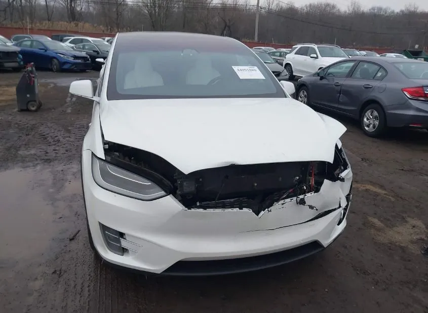 2018 TESLA Model X Used VIN 5YJXCBE20JF132559 – photo 16 2018 TESLA Model X Used VIN 5YJXCBE20JF132559 – photo 16