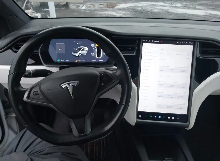2018 TESLA Model X Used VIN 5YJXCBE20JF132559 – photo 20 2018 TESLA Model X Used VIN 5YJXCBE20JF132559 – photo 20