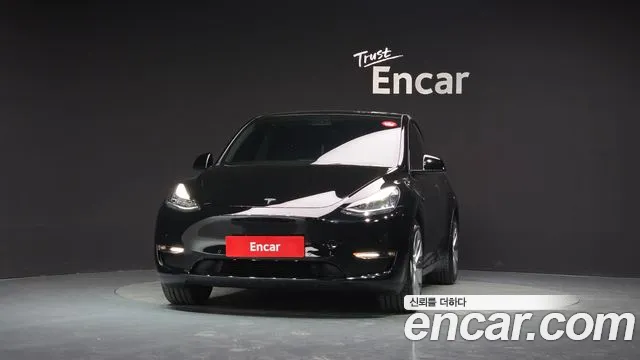 2021 Tesla Model Y Standard Range RWD Sold VIN 5YJYGDED111111111 – trunk area 2021 Tesla Model Y Standard Range RWD Sold VIN 5YJYGDED111111111 – trunk area
