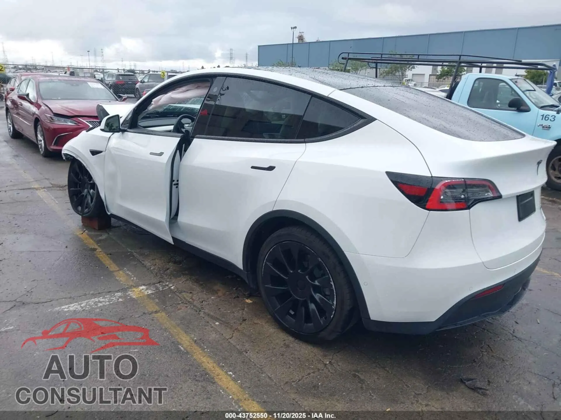 2021 TESLA MODEL Y Damaged VIN 5YJYGDEE4MF081036 – side profile