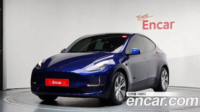 2021 Tesla Model Y Long Range AWD Sold VIN 5YJYGDEE8MF226160 – rear exterior