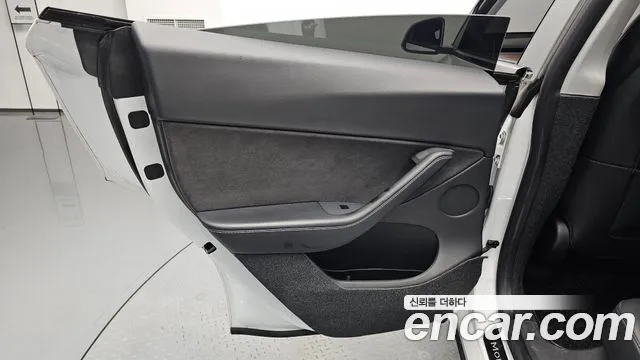 2021 Tesla Model Y Long Range AWD Sold VIN 5YJYGDEEXMF169265 – rear exterior 2021 Tesla Model Y Long Range AWD Sold VIN 5YJYGDEEXMF169265 – rear exterior
