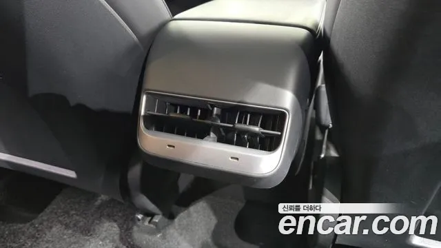 2021 Tesla Model Y Performance AWD Sold VIN 5YJYGDEF5MF182840 – interior seats
