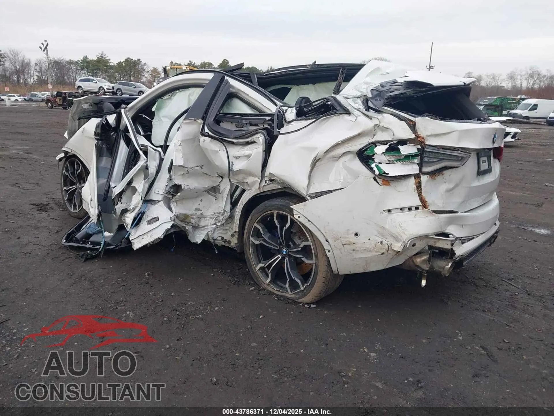 2020 BMW X3 M Damaged VIN 5YMTS0C07L9B00920 – side profile