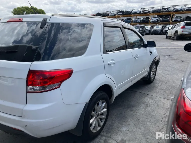 2016 Ford Territory Used VIN 6FPAAAJGATGD24591 – photo 25
