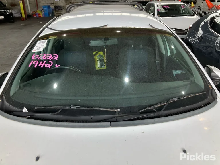 2002 Ford Falcon Used VIN 6FPAAAJGWA2S41301 – side profile