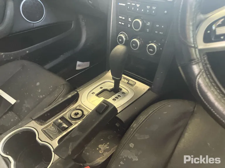 2008 Holden Ute Used VIN 6G1EK42719L206291 – rear exterior